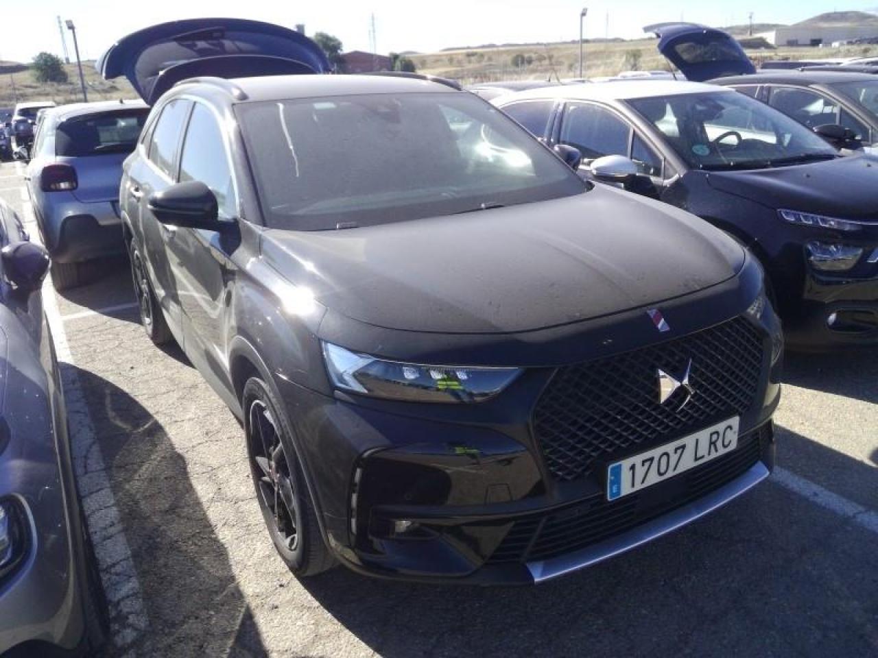 DS-DS7 CROSSBACK-PureTech 130 EAT8 / Performance Line